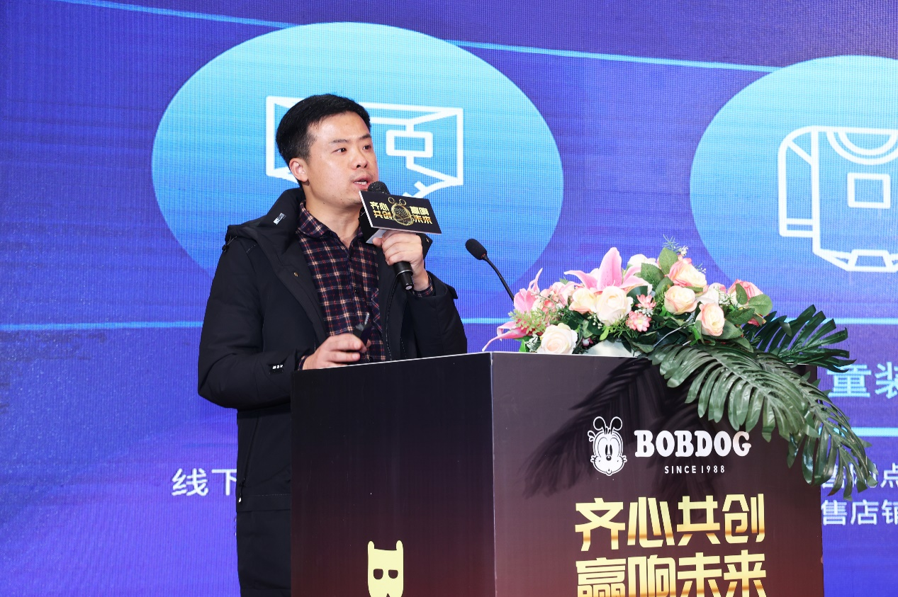 　　巴布豆(中国)儿童用品有限公司授权总监：刘远福先生