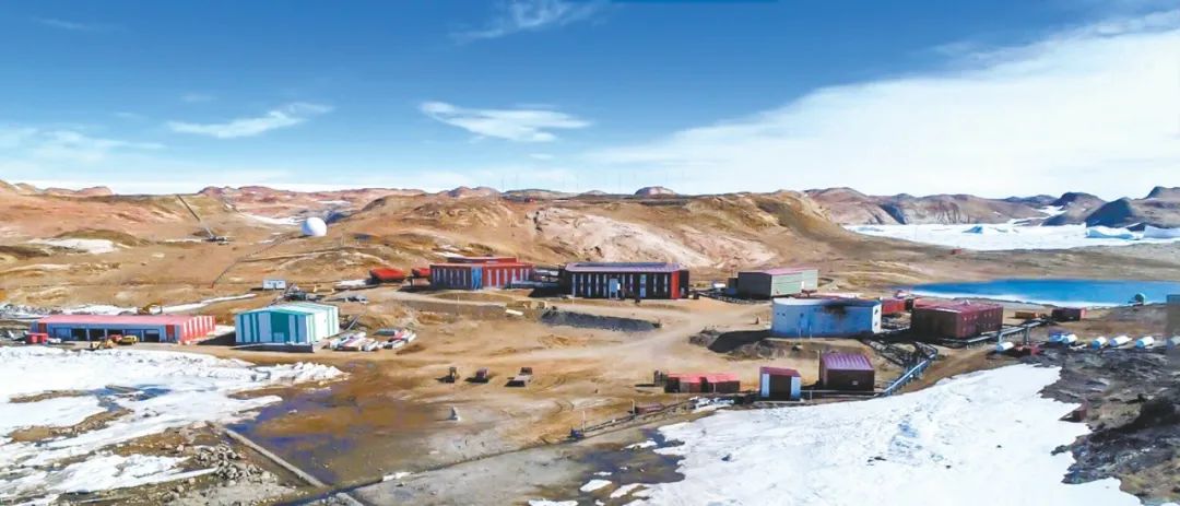 冰雪南极矗立"现代小镇"——中国南极中山站建站34周年记