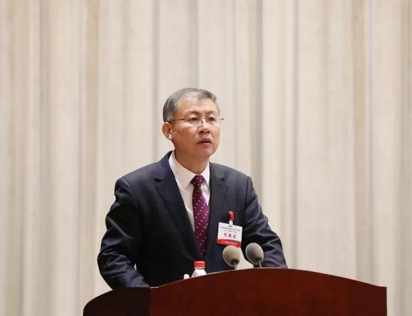 王继东作工作报告(来源:山东省联社官网)