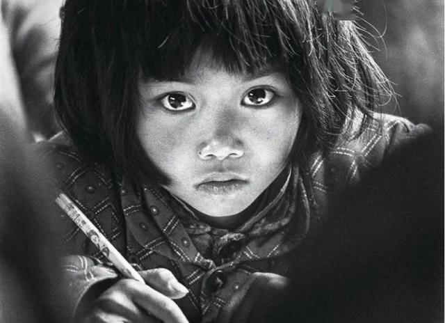 "我要上学"摄影作品.中国青年报记者 解海龙摄