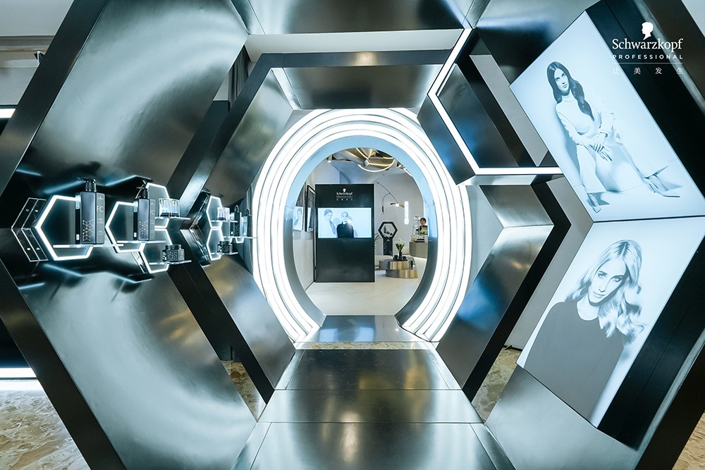 　　图：施华蔻SCHWARZKOPF X SUNNOWPRO品牌旗舰店活动现场