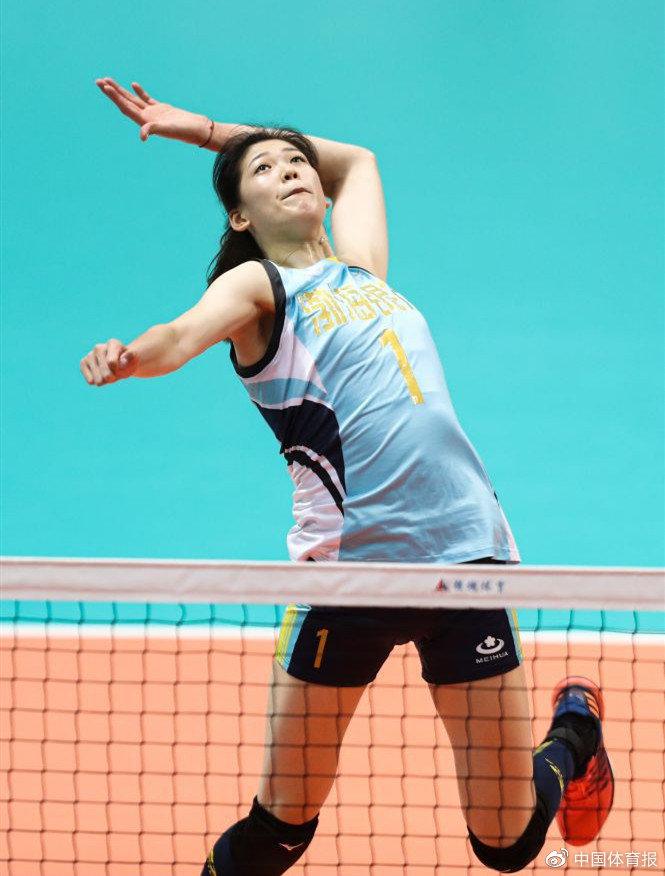 李盈莹站在场上我们就是最好的