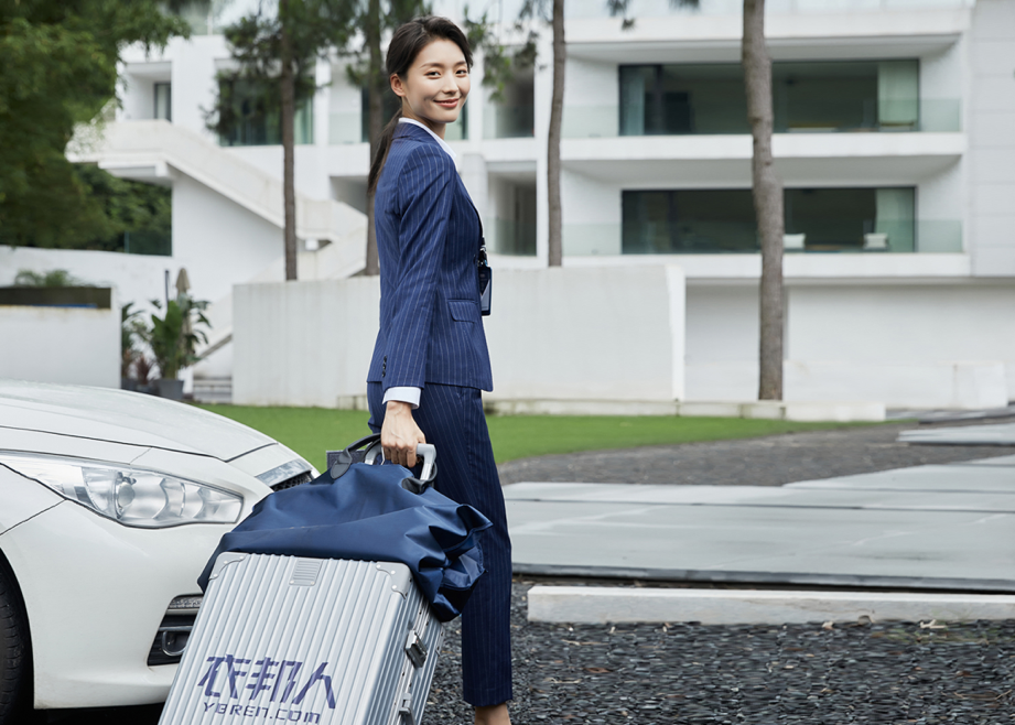 　　(衣邦人着装顾问上门量体服务)