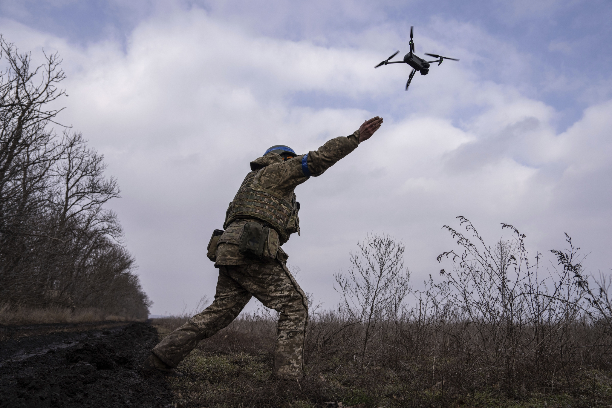 Guerrilla tactics offer Ukraine’s best deterrent against Putin’s ...