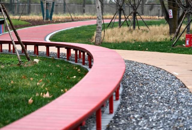 互动设施上新,等你亲自体验.李子