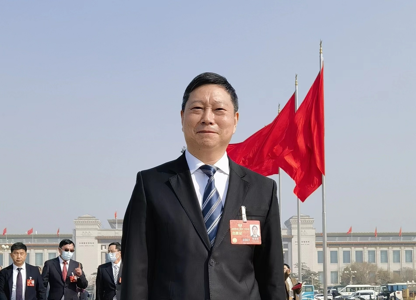 两会好声音|全国政协委员杨建德:中小学班级群中的网络任务,该清理了