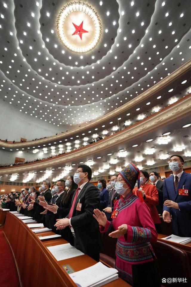 3月5日,第十四届全国人民代表大会第一次会议在北京人民大会堂开幕.