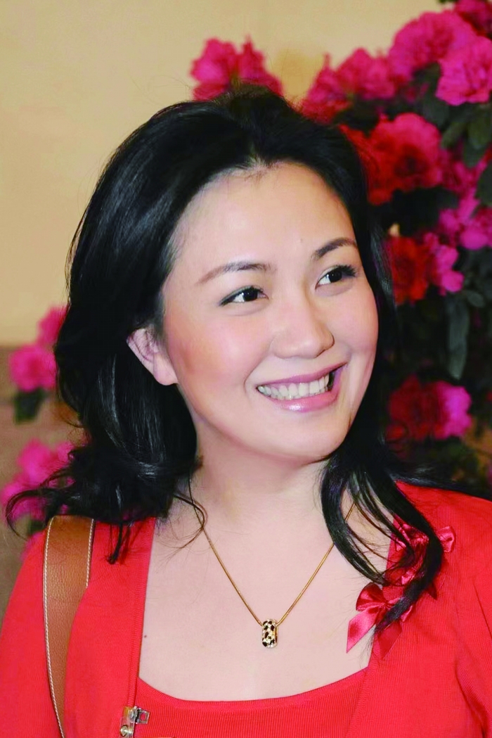 全国人大代表,威达控股董事长 周桐宇