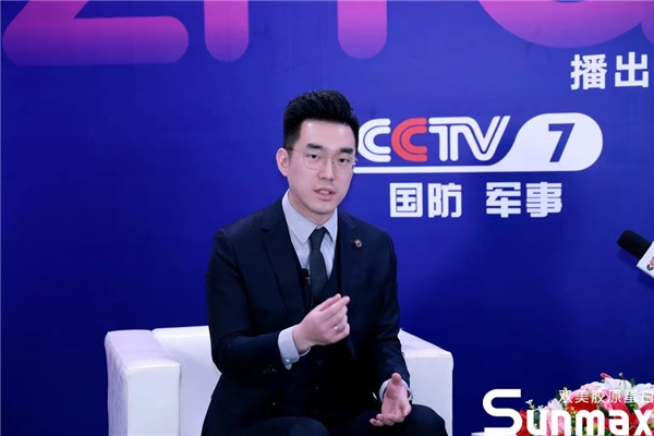 　　双美全国营销总监赵何君先生