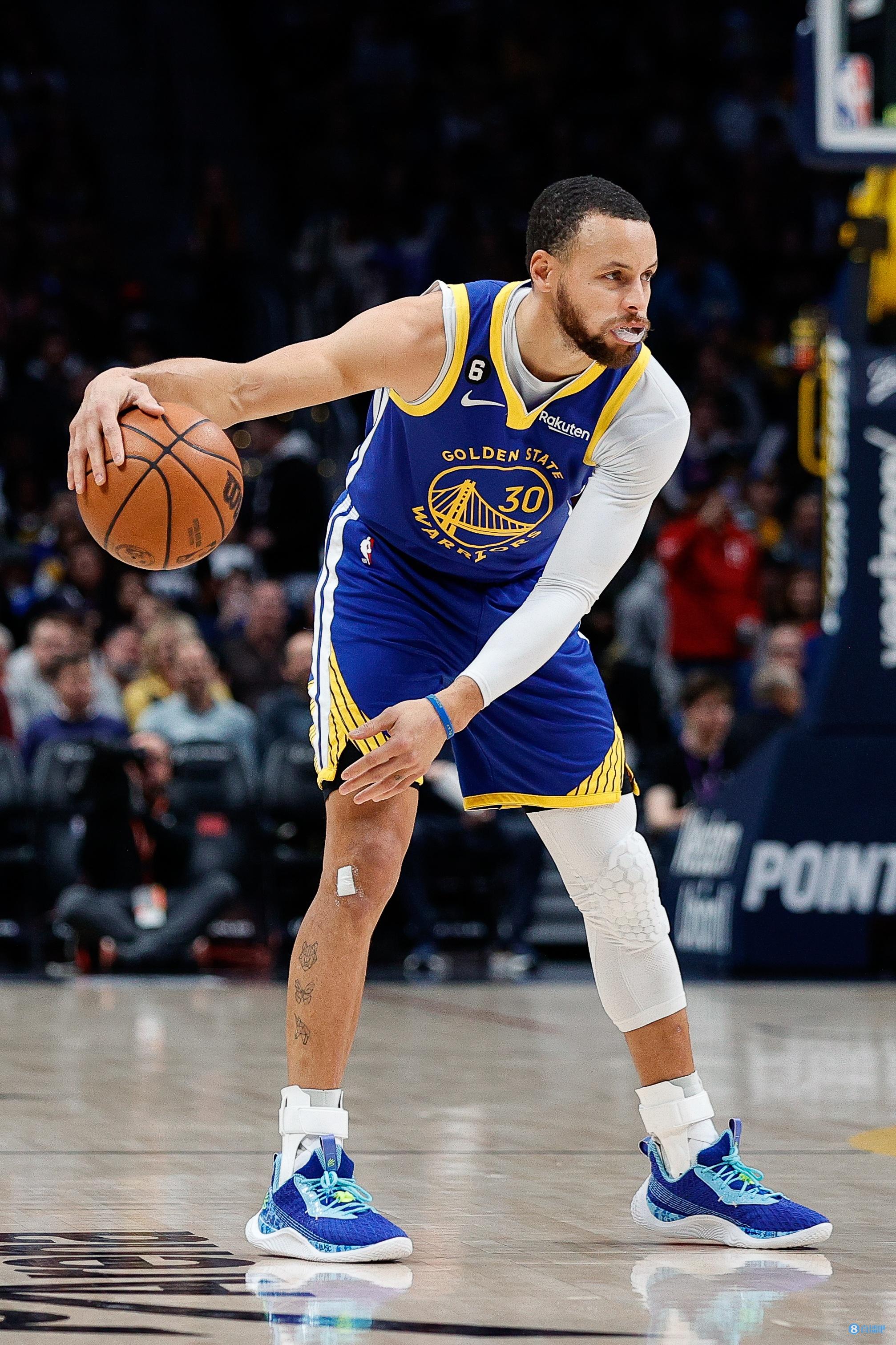 库里高效发挥助勇士逆转取胜 比分紧咬强敌展冠军相