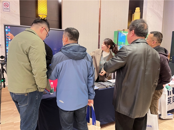 　　(来源：新视线)