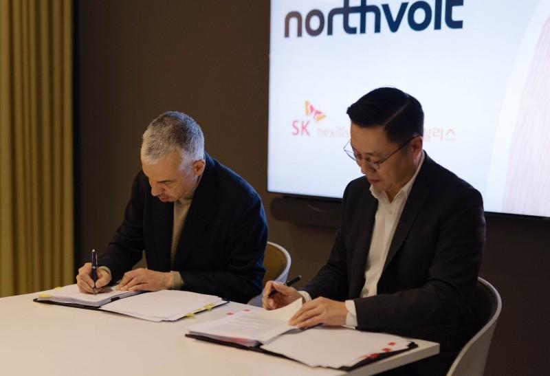 　　SK nexilis与瑞典Northvolt签订充电电池用铜箔中长期供应合同