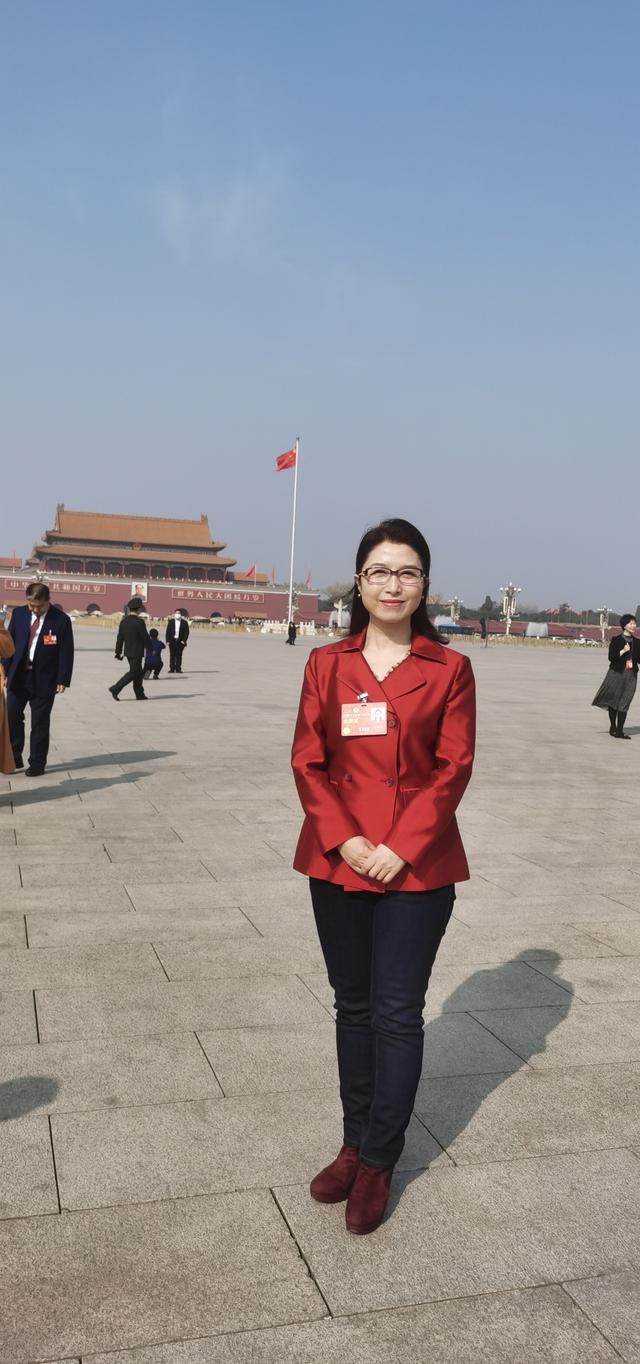 全国政协委员刘媛媛在乡村建设专职文艺队推动民族文化现代化