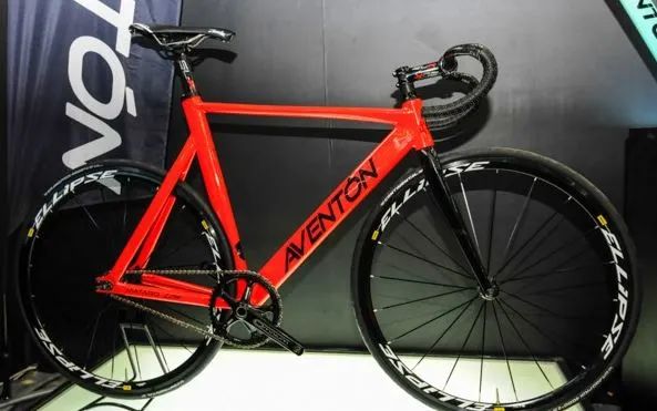 Aventon 的「死飞」车型 