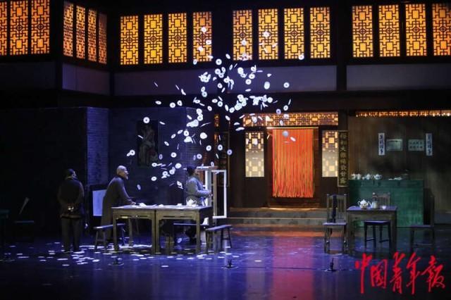 素人登台国家话剧院演绎经典茶馆