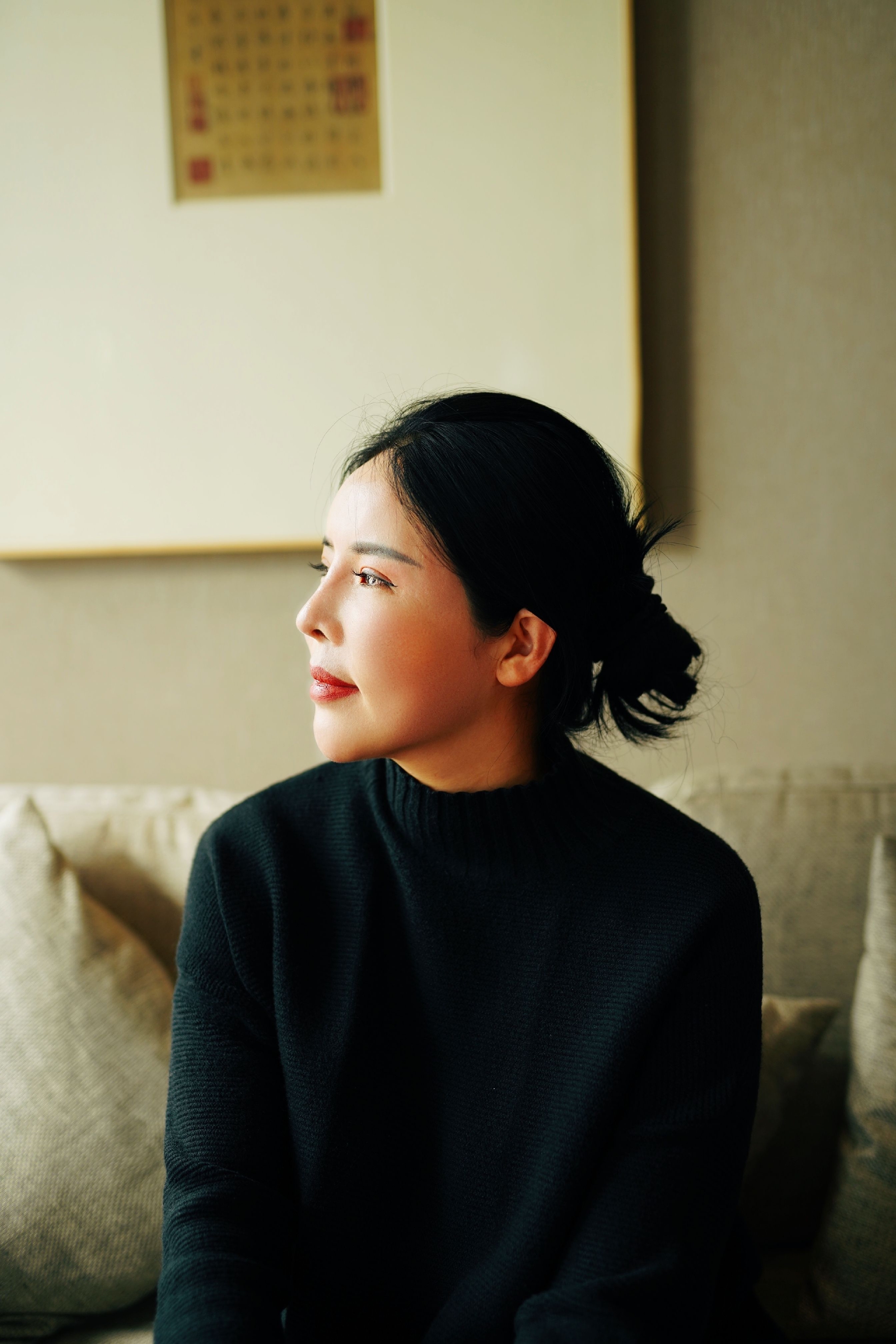 王洁:我的作品要说真话,《你好,朋友圈》辨识他人也看清自己|王洁