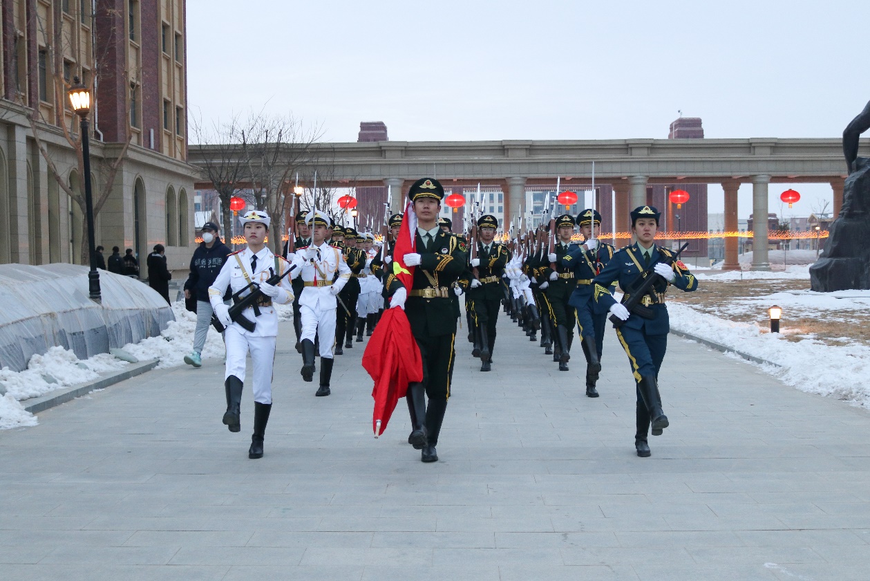 　　兰州信息科技学院新学期升旗仪式暨开学第一课活动