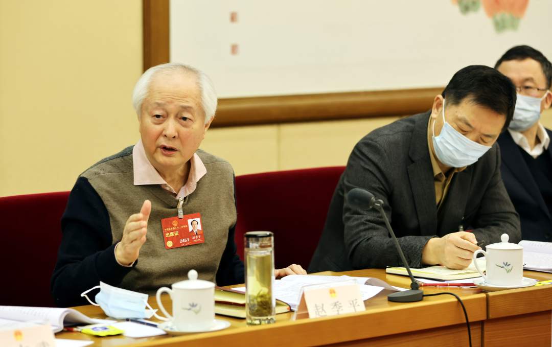 (组图)人大陕西代表团代表发言_新浪财经_新浪网