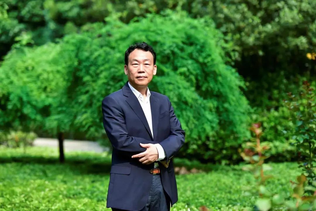 　　△木本油料资源利用国家重点实验室主任 李昌珠