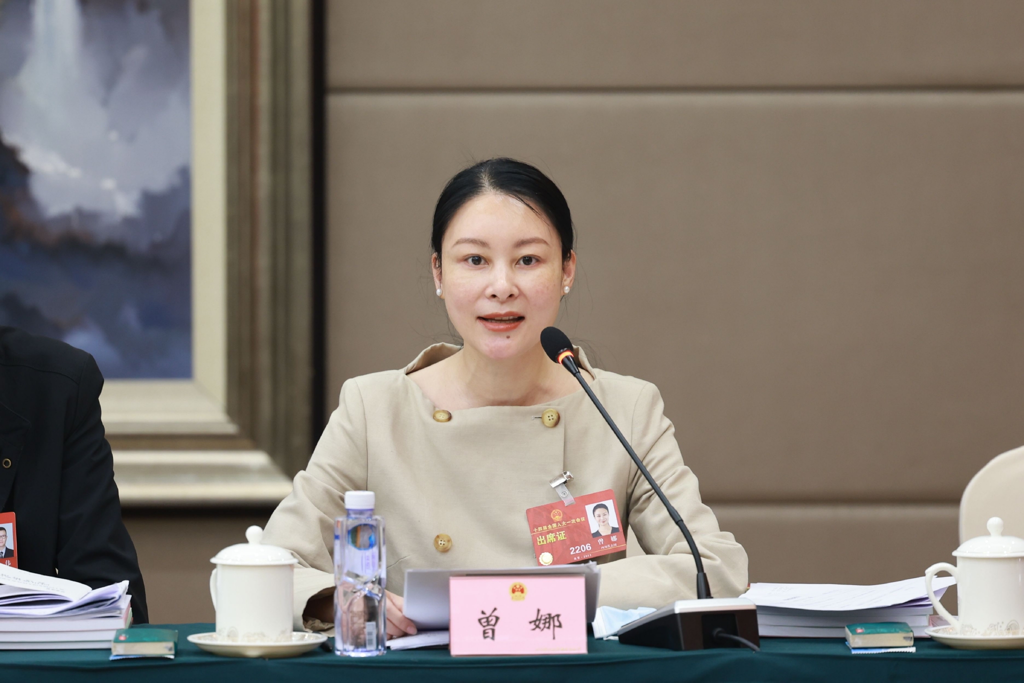 全国人大代表,泸州老窖酒传统酿制技艺第23代传承人曾娜:扩内需促消费