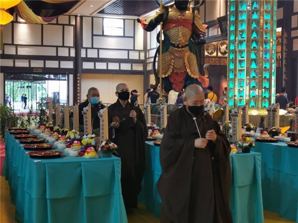 　　(往期地藏法会回顾)