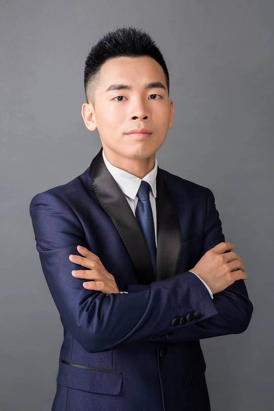 (万联证券首席投资顾问古振华)