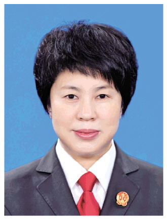 图为辽宁省高级人民法院院长郑青代表. 资料图片