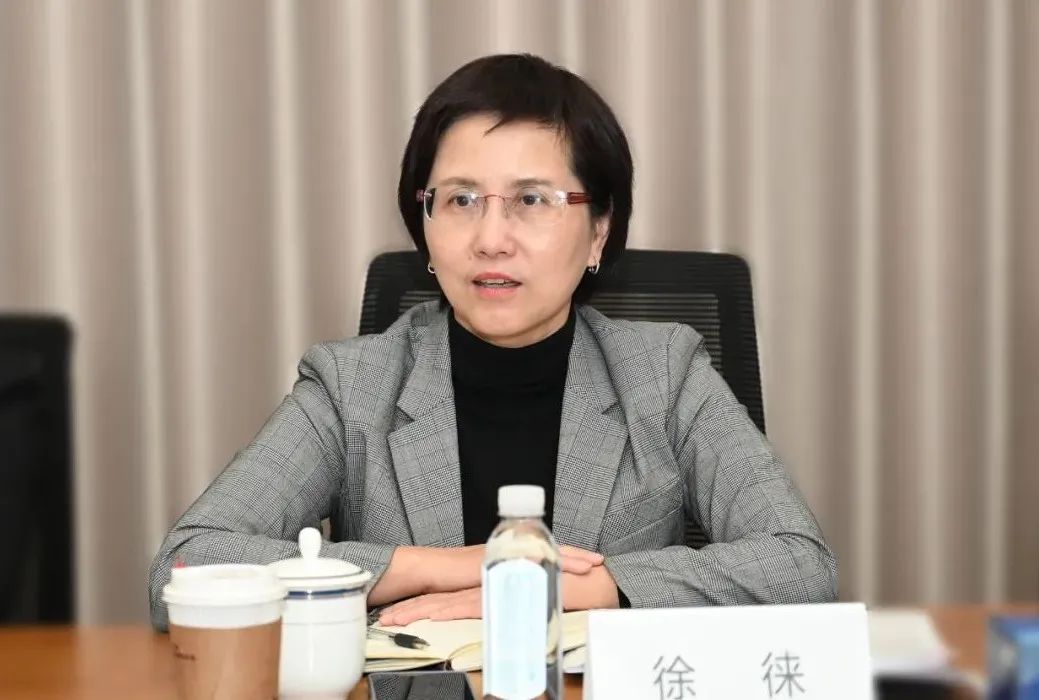 上海市药监局局长徐徕一行调研上海医药