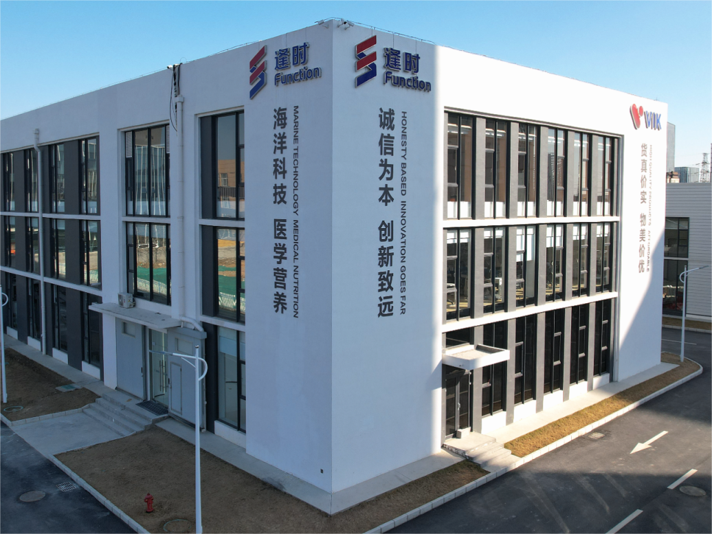 　　(逢时透明工厂)