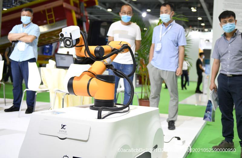 　　图片来源：新华社