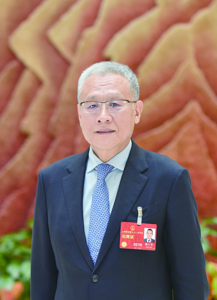 全国人大代表,君乐宝乳业集团董事长兼总裁魏立华:构建奶牛种业创新