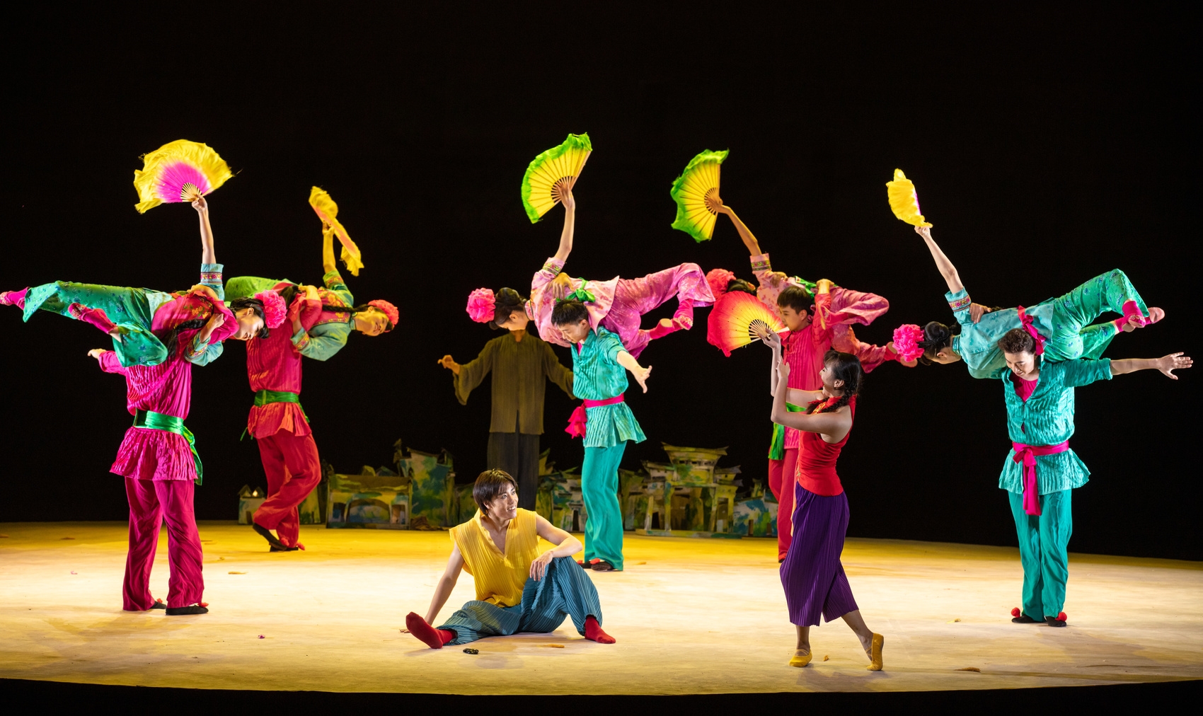 安徽舞剧《石榴花开》来川演出