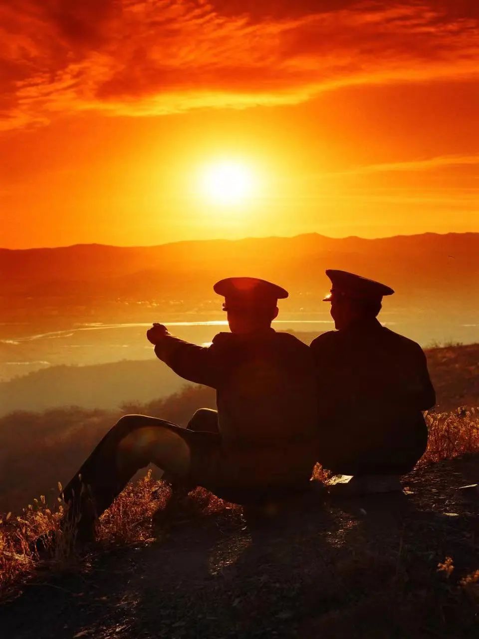 在朝霞中站岗,有一种青春叫军旅