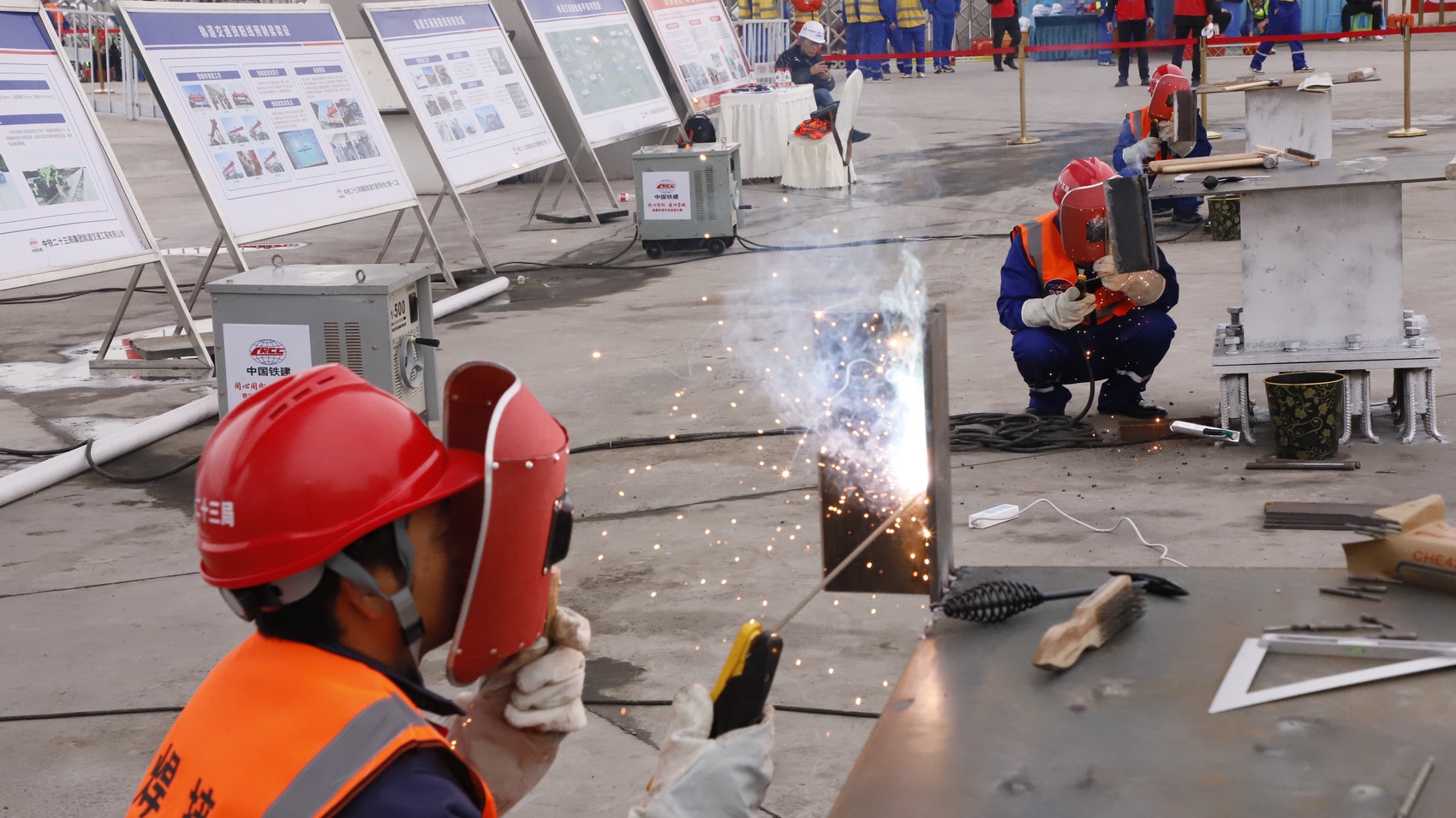 黑漆漆地下盾构机靠什么精准前进, 这场"比武大赛"告诉你答案|轨道交