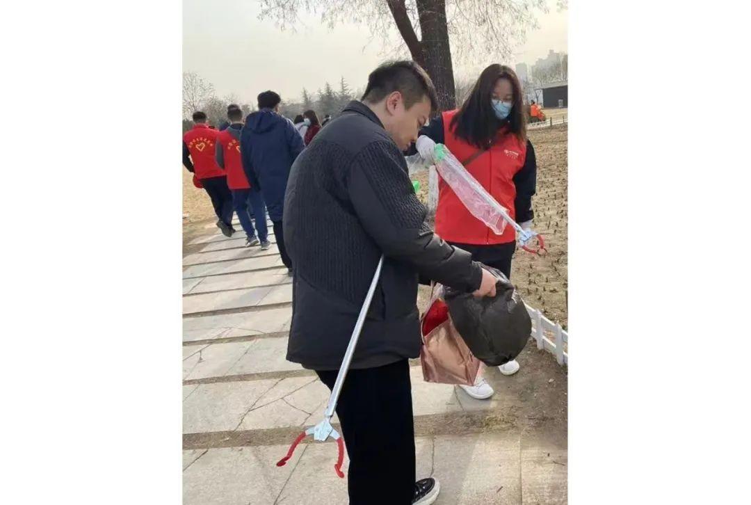 　　(来源：新视线)