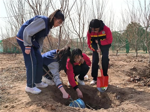 　　(来源：新视线)