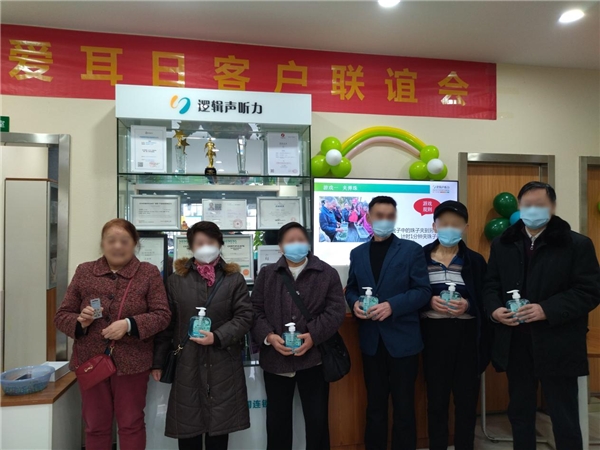 　　二组获奖嘉宾合影