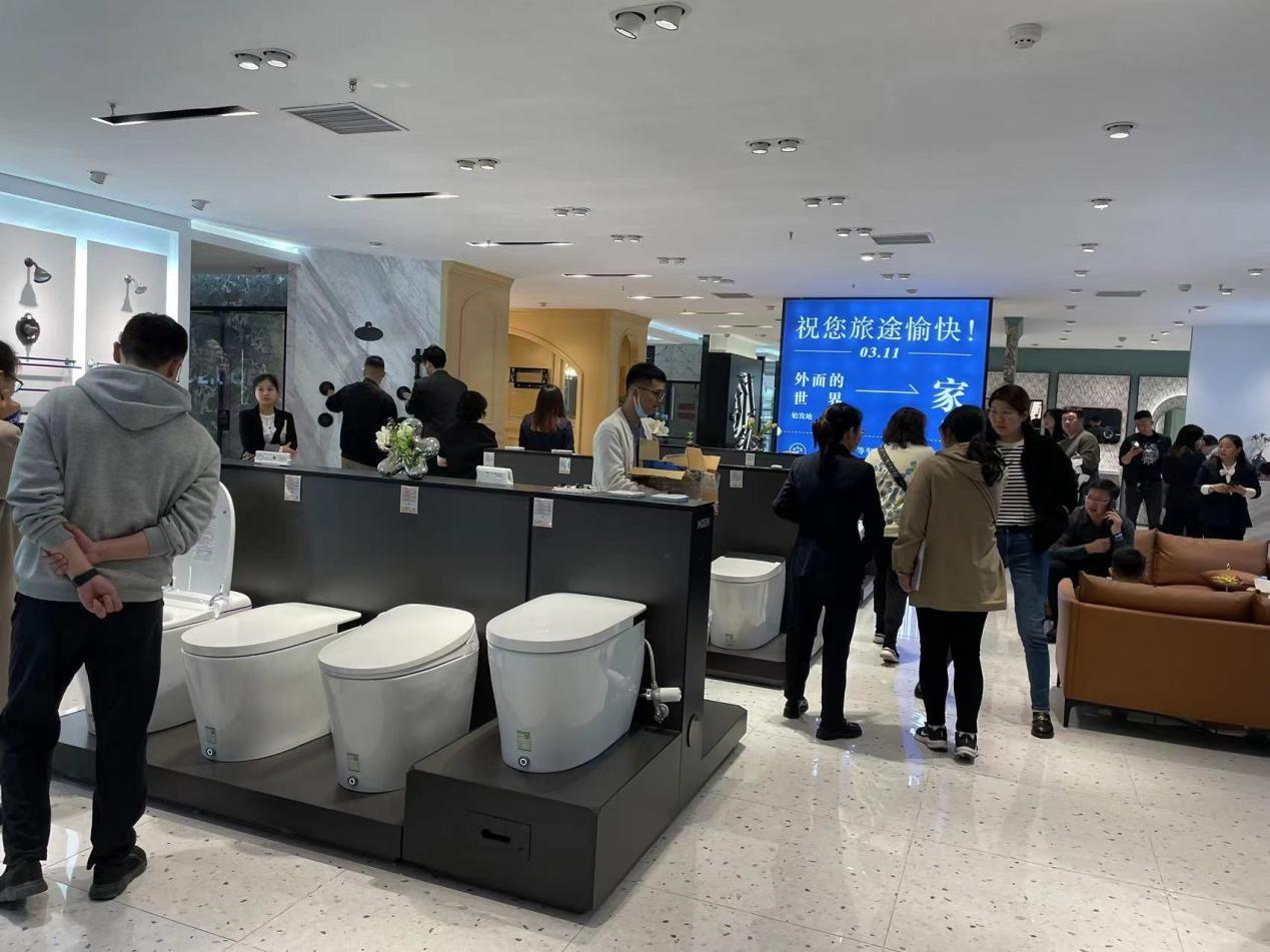 　　(来源：新视线)