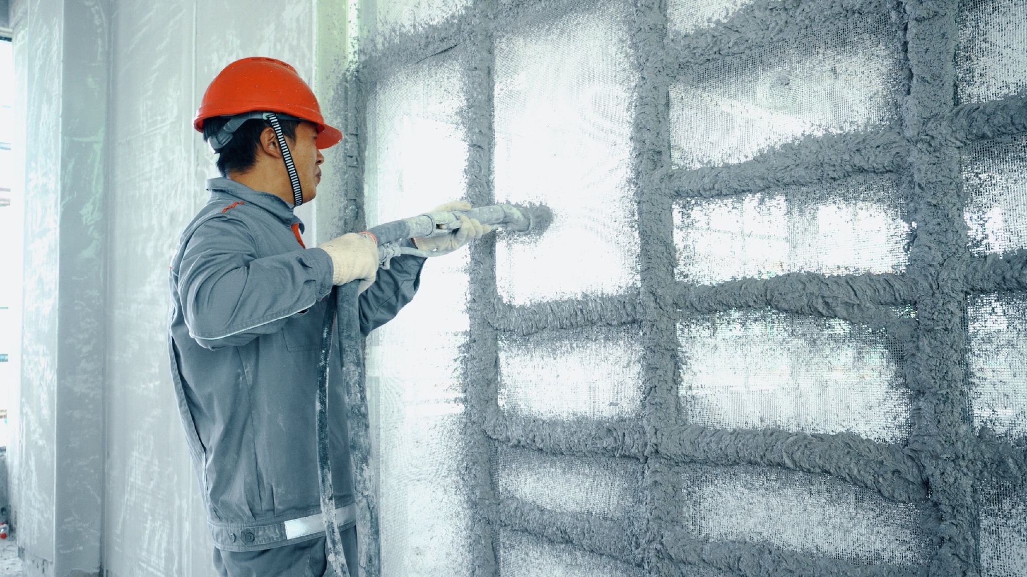 贵州磷化集团磷石膏喷筑墙体.企业供图