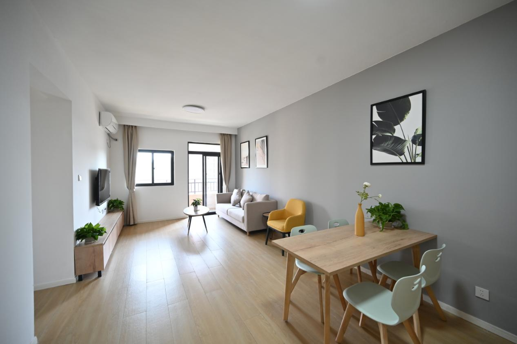 记者从重庆两江公租房公司获悉,该公司预计4月将新推出4900套人才公寓