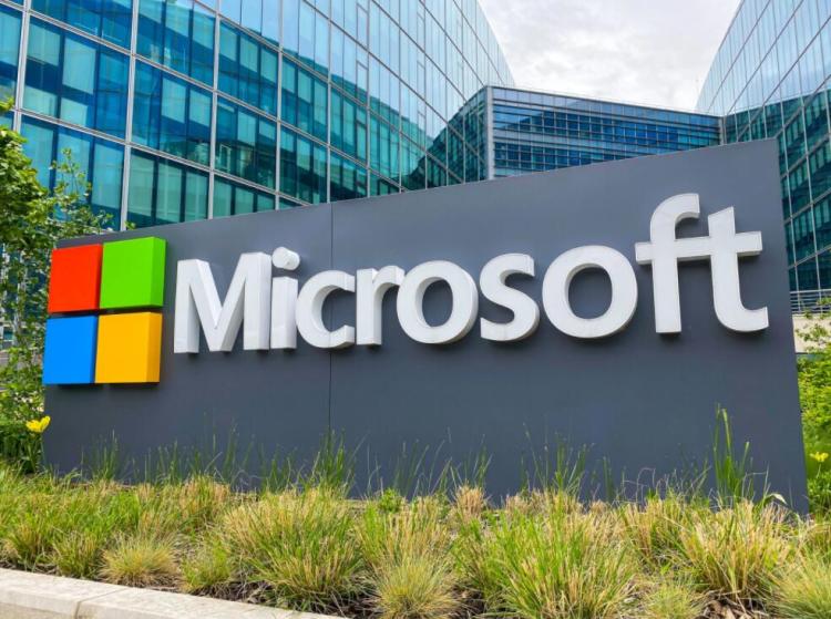 微软：微软计划推动裁员计划 将裁掉AI部门团队