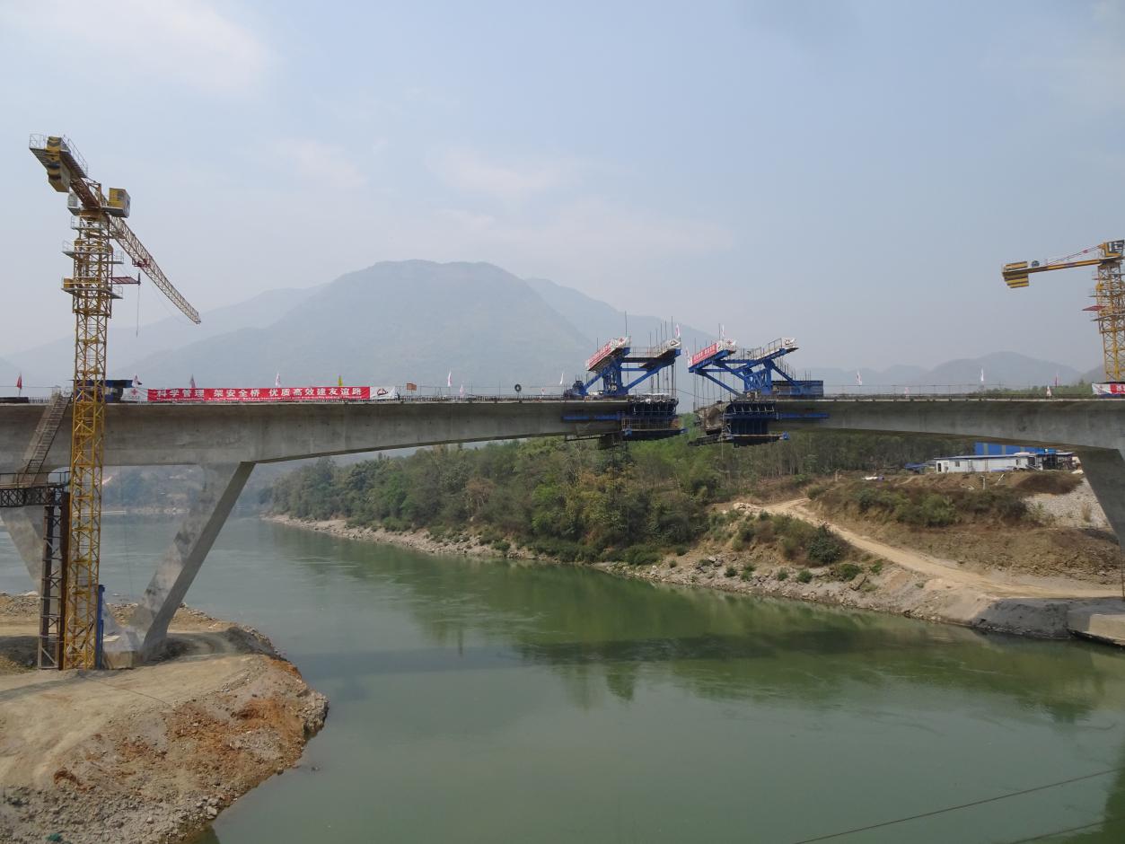 谭书富参赞考察援缅新滚弄大桥等民生合作项目|缅甸_新浪财经_新浪网