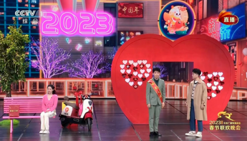 　　雅迪电动车再度亮相央视春晚舞台