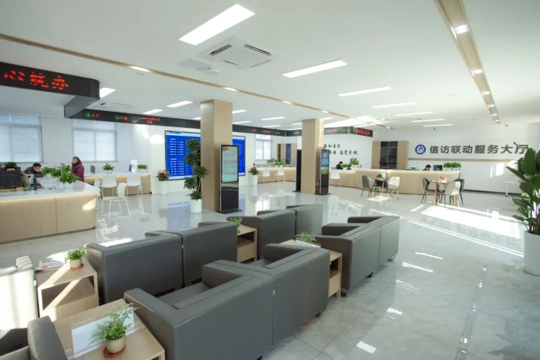 图为溧阳市信访联动服务大厅