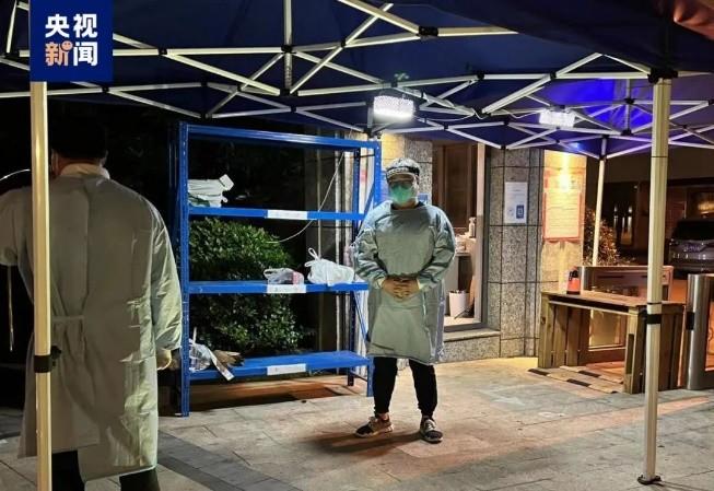 　　2022年4月18日，央视新闻报道复旦金融EMBA葛洋帆同学的抗疫事迹