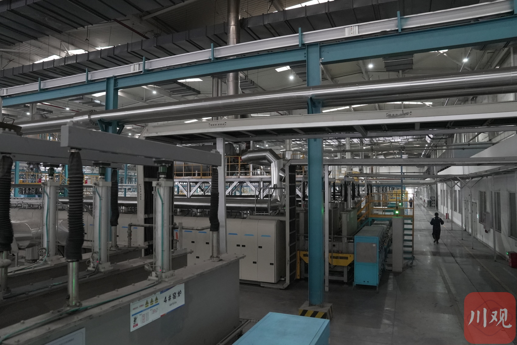 vr新闻78丨探访锂电工厂 智能仓储,全封闭车间助力绿色低碳发展