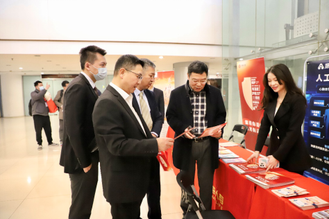 　　(渤海人寿北京朝支3·15进办公楼)