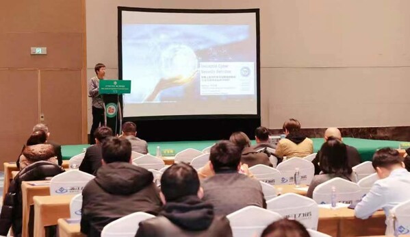 　　TUV南德李宏锋发表演讲