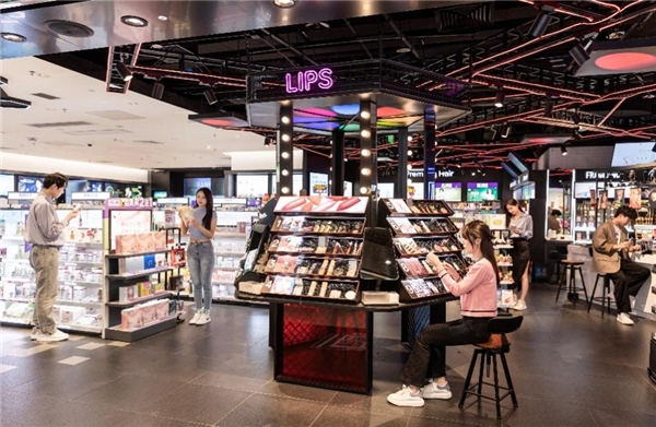 　　顾客在屈臣氏消费体验