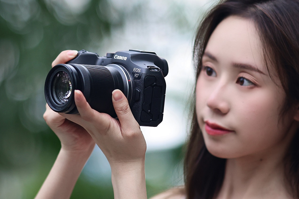 佳能EOS R7
